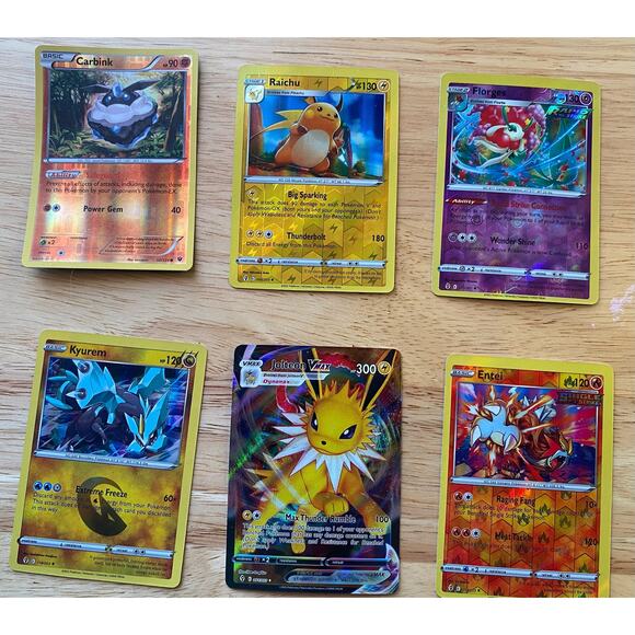 17 Pokémon Cards - Picture 4 of 8